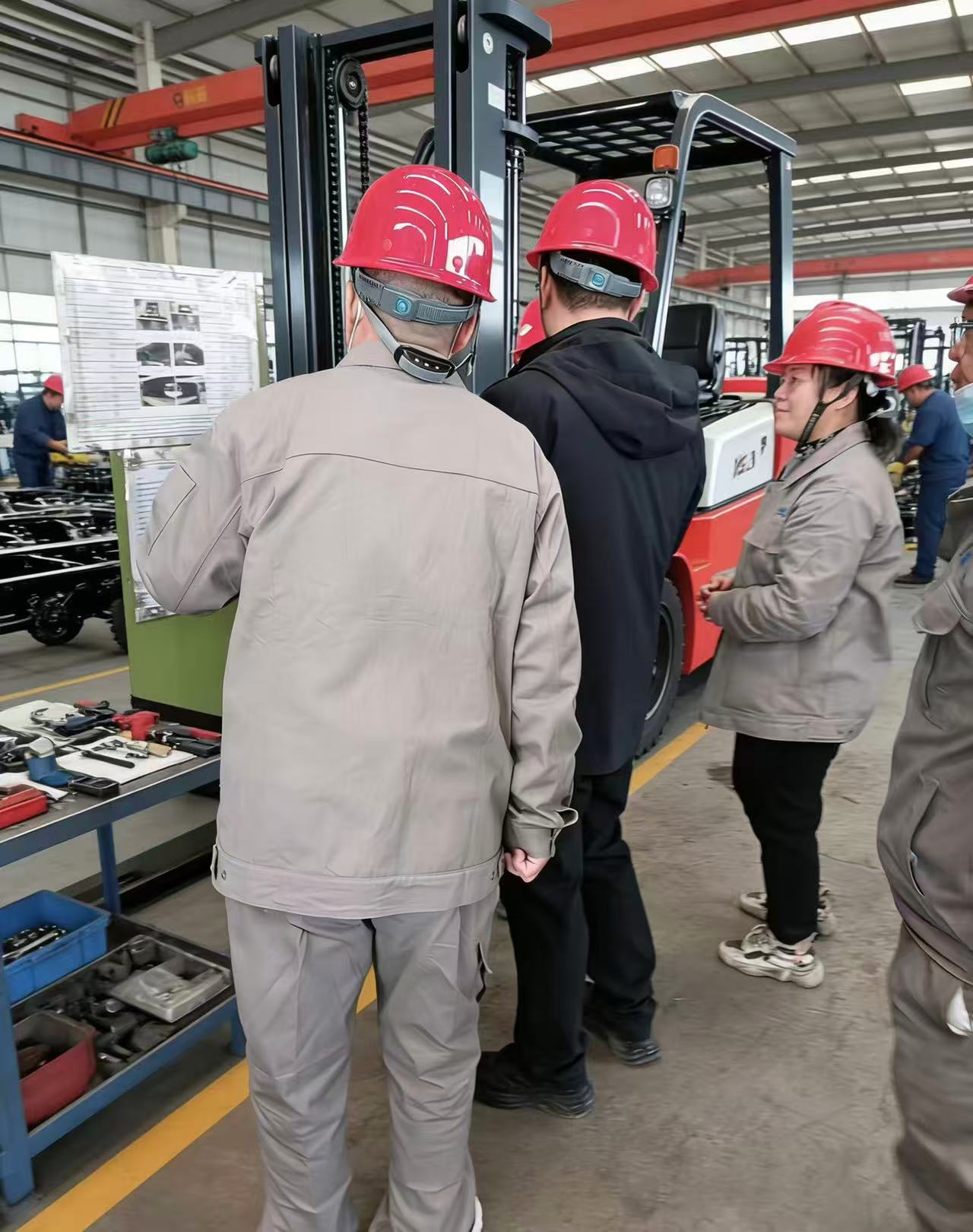 Zunhua Shengjian 번영: 수요 매칭을 위한 현장 방문 협상